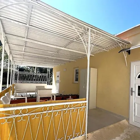 Liberty Depandance 2 * 바리